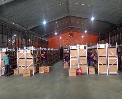 大型服装库房盘点